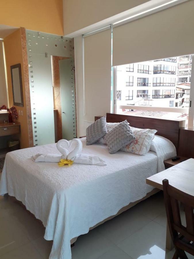 Hotel Andales On The Bay Suites Puerto Vallarta Exterior foto